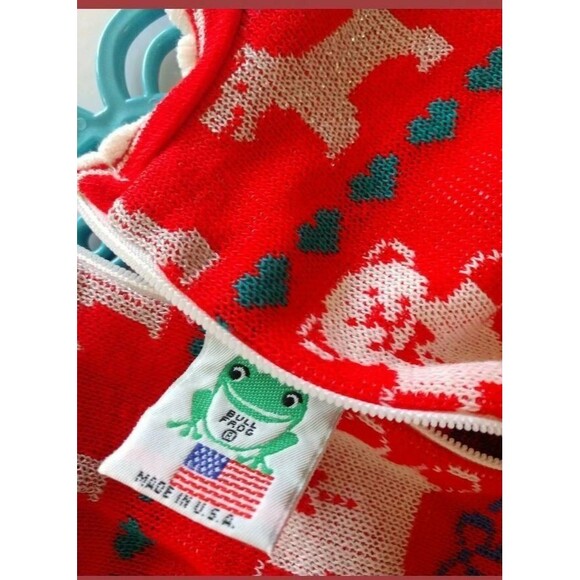 Vintage Girls Sweater Dogs Bears Red white12 months top Christmas Bull Frog - Picture 2 of 4